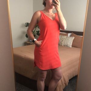 WAYF coral / orange dress with pockets!